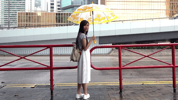 香港回歸20年》1997年出生的她，佔中留守時如何與父親對話