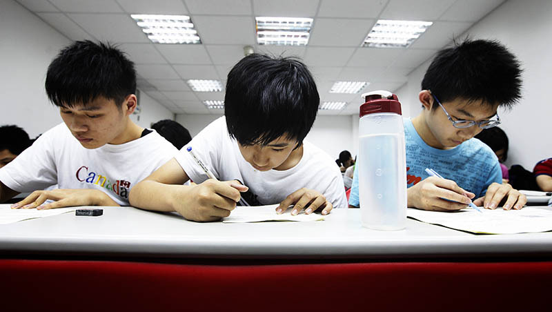 台灣教育困境》沒娛樂、課外活動才考出滿級分，其實連「很會讀書」都稱不上
