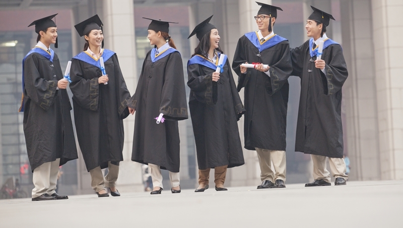 比台灣22K慘！陸大學畢業生起薪暴跌剩18K