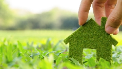 這個基層員警調派到桃園上班，為了工作要在當地買房...地產專家給他4個「選址」原則