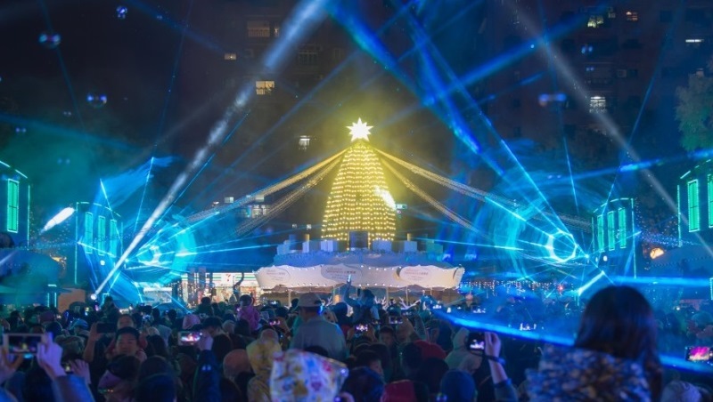 絢爛耶誕跨年 燈火點亮新北城市形象