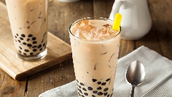 手搖飲料店年終獎金12個月，為什麼我的公司發不出來？年終獎金背後的4個秘密