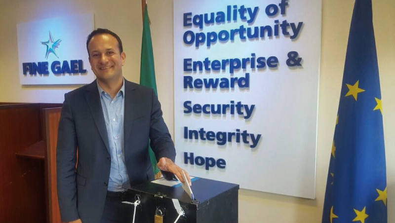 移民之子、出櫃同志、38歲》愛爾蘭總理的許多第一