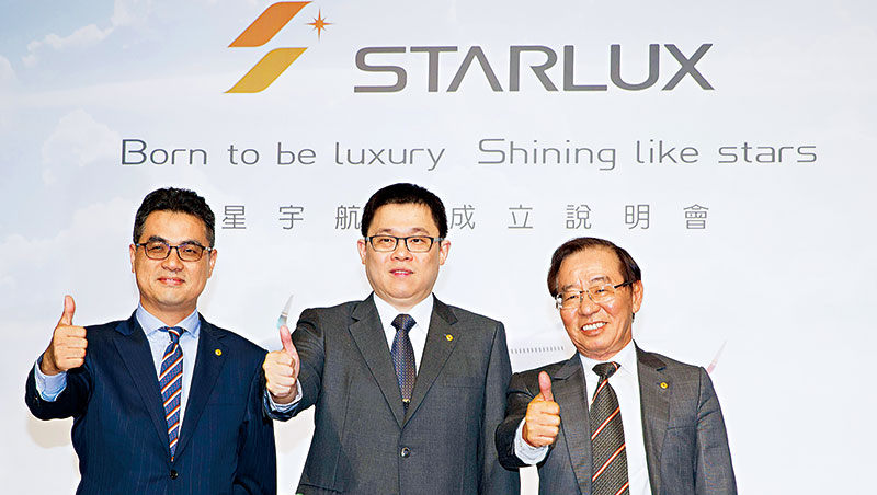 外界稱星宇航空成立是王子復仇,張國煒(中)回應強調:「我是king(國王),不是王子。」 外界稱星宇航空成立是王子復仇,張國煒(中)回應強調:「我是king(國王),不是王子。」