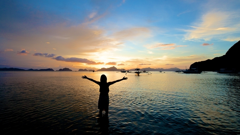 夏天渡假首選！怕熱就選這個島...除了沖繩、峇里島，網友最推薦的超人氣「海島」