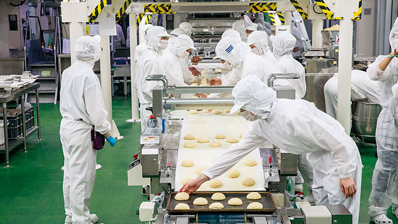 找日廠指導、變形蟲生產線...這座「大數據」麵包廠讓全家獲利暴增9成！