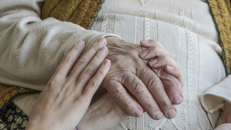 高齡化社會，「青銀共居」能拯救老人孤獨死危機？台日案例剖析背後優缺點