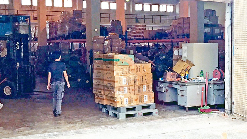 桃機最大宗私菸案…若沒掩護 5貨櫃出不了管制區