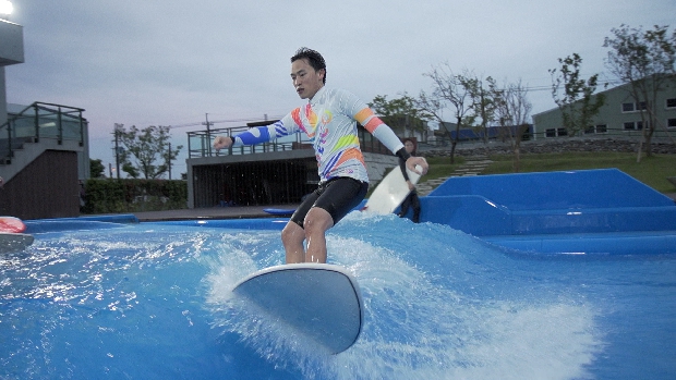 小鎮台霸Ep1.宜蘭鄉間的全球潛水衣冠軍